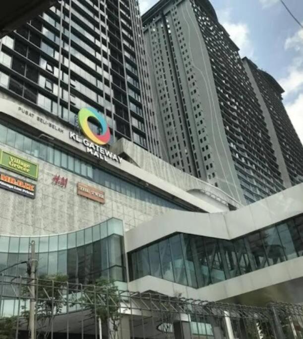 Kl Gateway Premium I Homebrickz Apartment